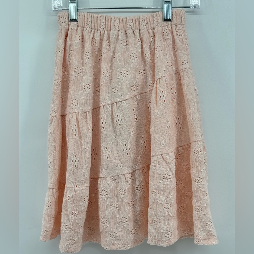 NWT Silver Jeans Co eyelet skirt. Size 7